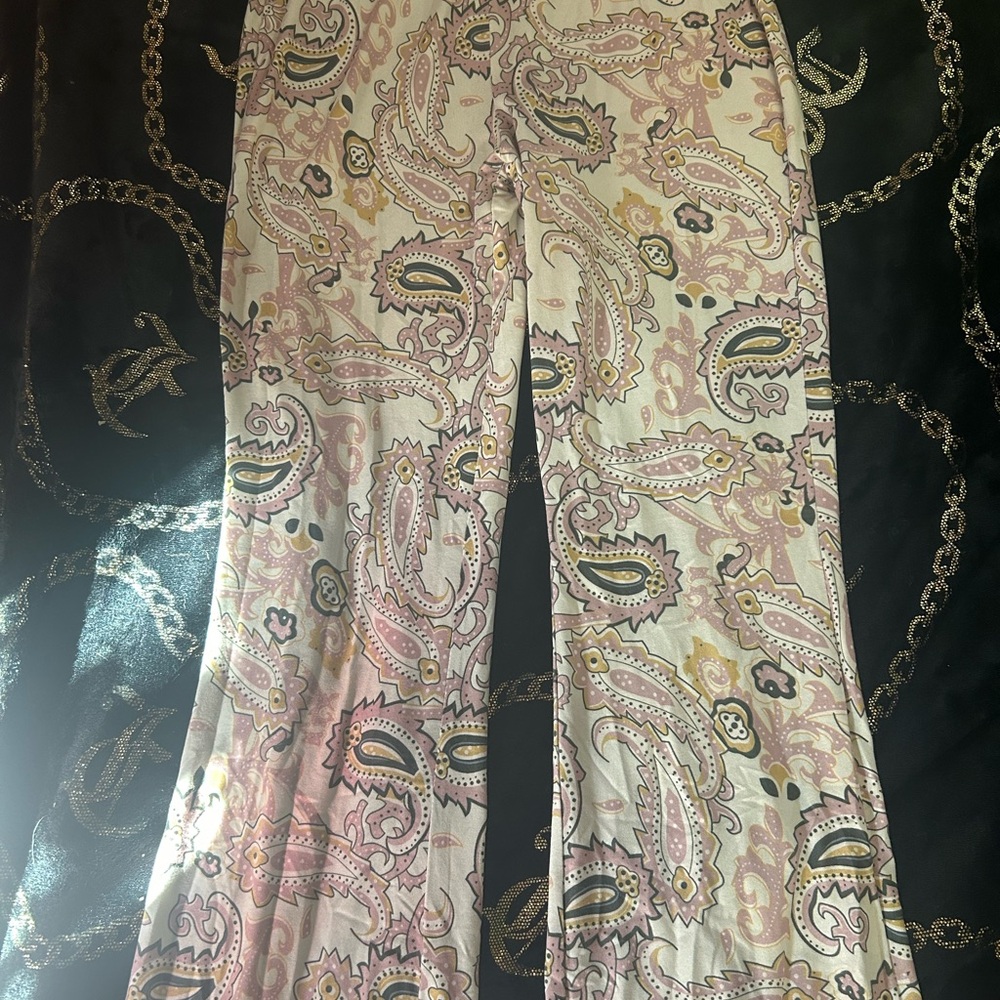 SHEIN Pink and Cream Patterned Pants